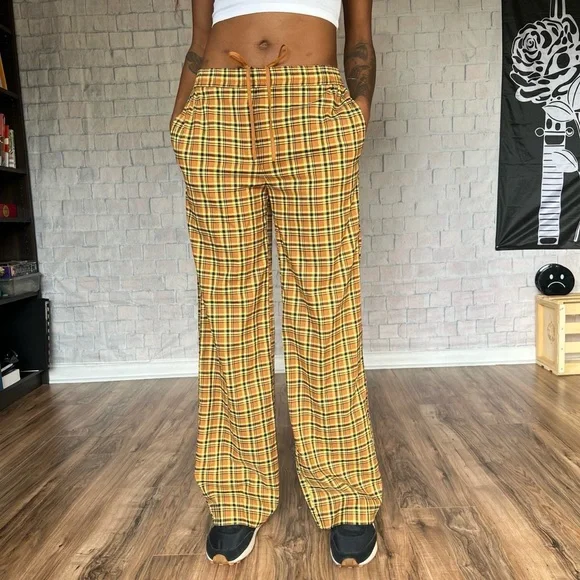 Urban Outfitters Plaid Trousers - Picture 2 of 8